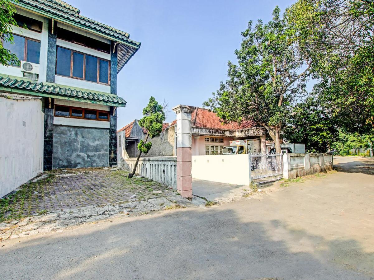 Oyo 91490 Hotel Rumah Kita Cirebon Exteriér fotografie