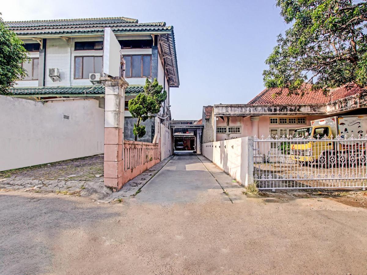 Oyo 91490 Hotel Rumah Kita Cirebon Exteriér fotografie
