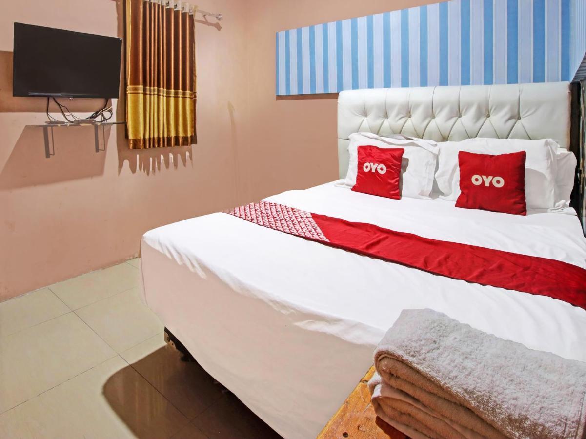 Oyo 91490 Hotel Rumah Kita Cirebon Exteriér fotografie