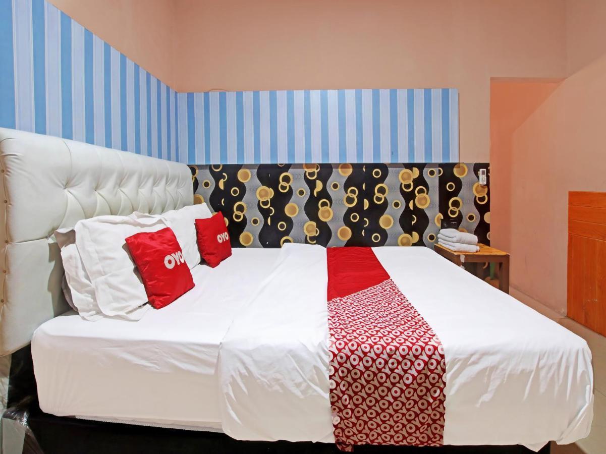 Oyo 91490 Hotel Rumah Kita Cirebon Exteriér fotografie