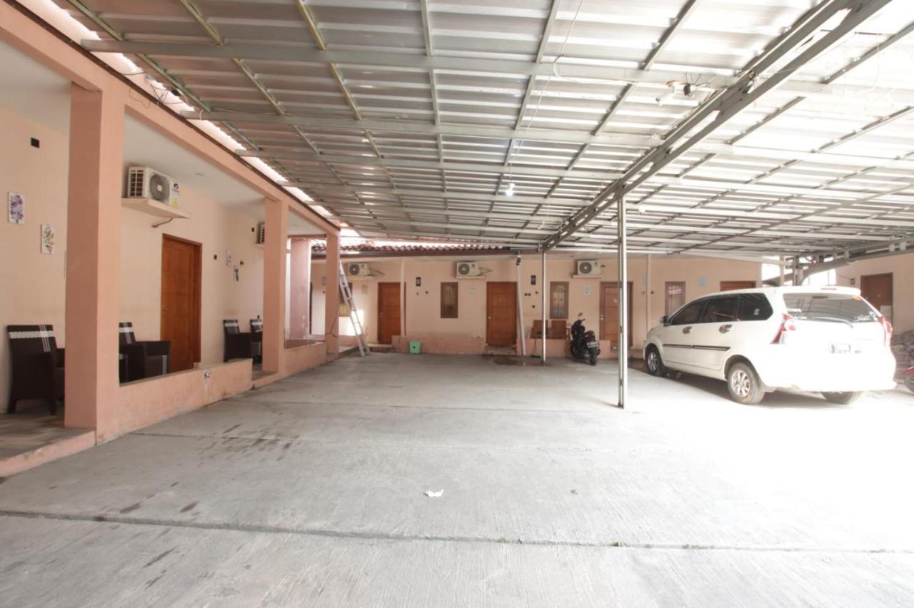Oyo 91490 Hotel Rumah Kita Cirebon Exteriér fotografie